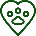 Coeur avec une patte de chien à l'intérieur